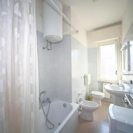 Italianway - Giardini 13 *