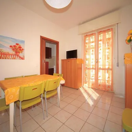 Italianway - Giardini 13 *