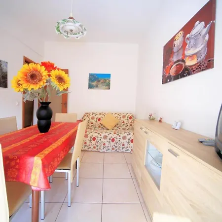 Italianway - Giardini 13 * بورجيتو سانتو سبيريتو