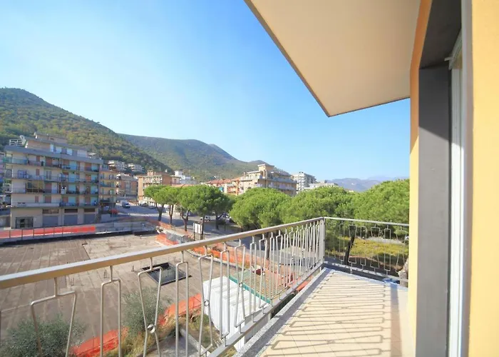 Italianway - Giardini 13 * Borghetto Santo Spirito